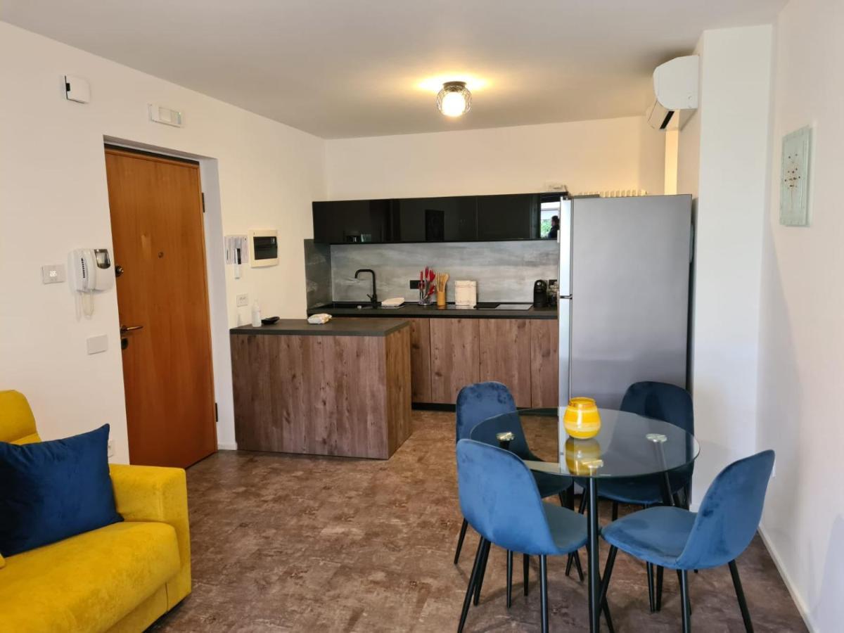 Infinite Blue Apartment Riva del Garda Exterior foto